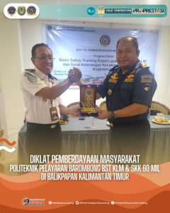 Read more about the article Politeknik Pelayaran Barombong bekerjasama dengan KSOP Kelas I Balikpapan melalui Dinas Perhubungan & Dinas Perikanan Kab. Penajam Paser Utara selenggarakan Diklat Pemberdayaan Masyakarat, Senin (27/05)